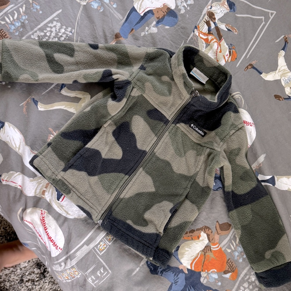 Columbia 3T fleece zip up jacket camouflage colors